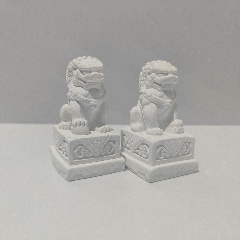 Mini Stone Lion Pair - White Pair · Without Flower Ball