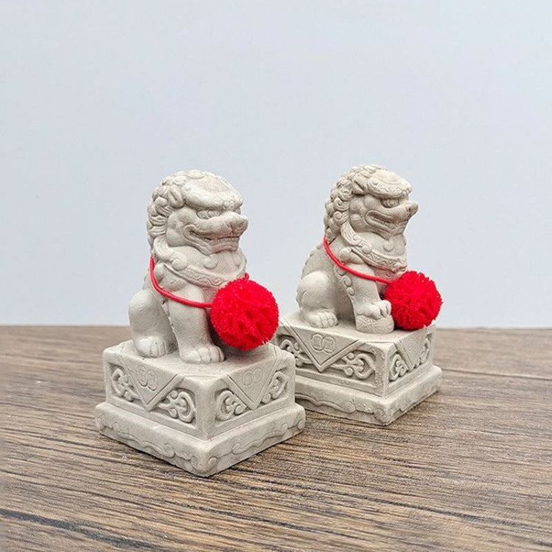 Mini Stone Lion Ornament Set - Flower Ball Only