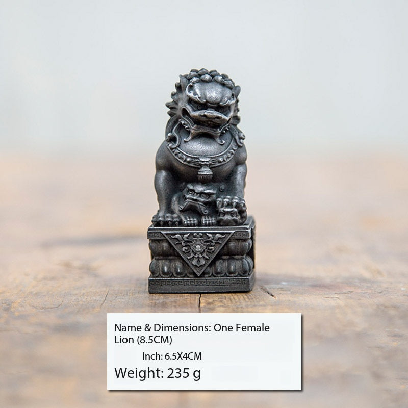 Tea Table Guardian Stone Lion - 13.5 cm - Lioness - Natural Rust