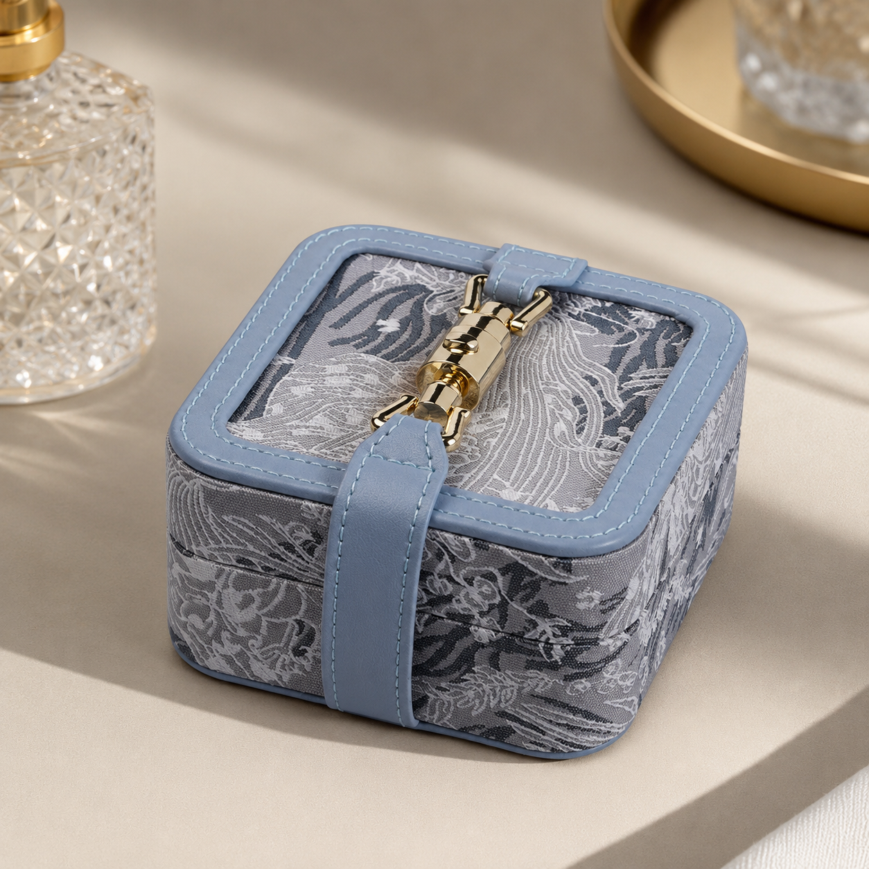 Jacquard Compact Jewelry Box