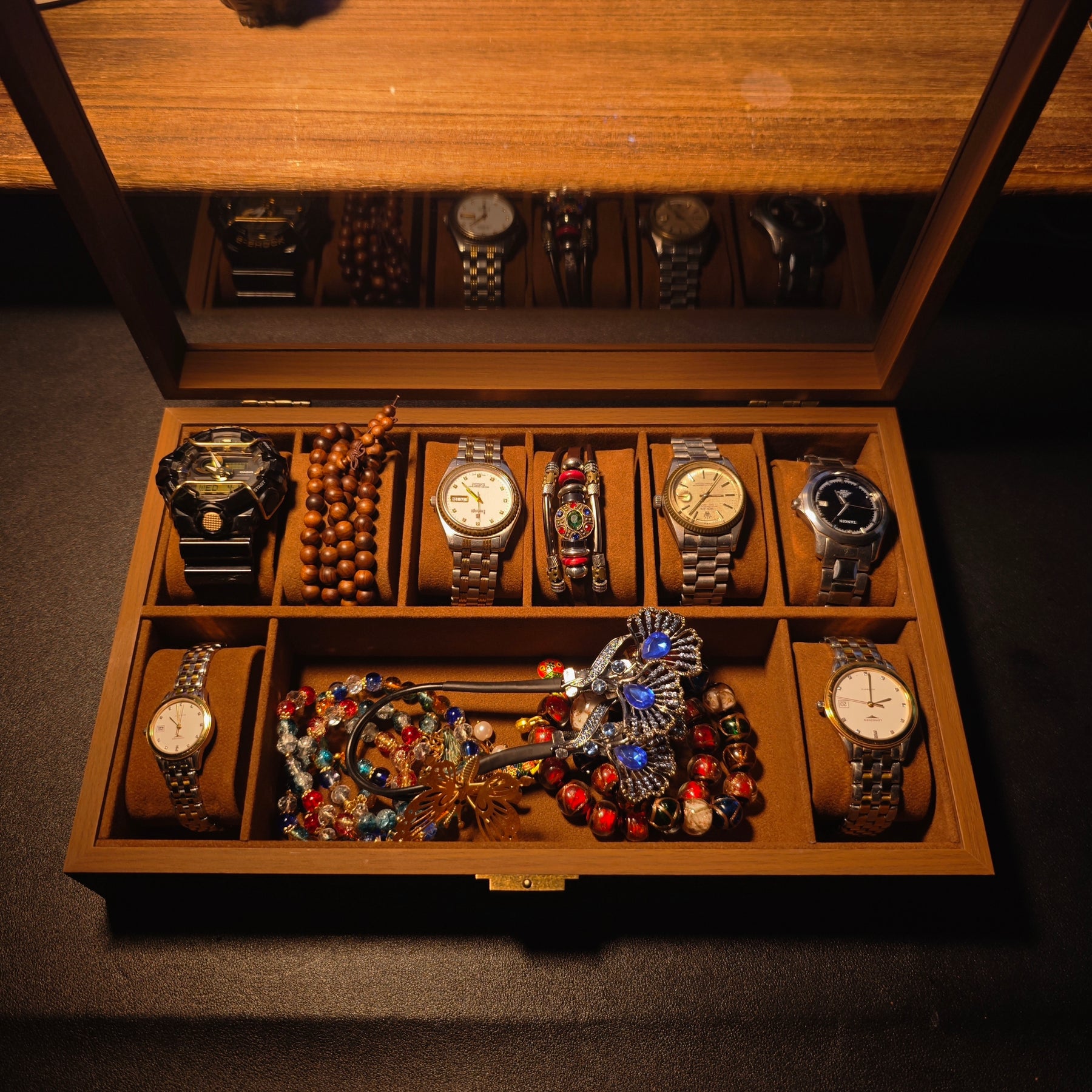 Wood-Grain Watch & Jewelry Display Case