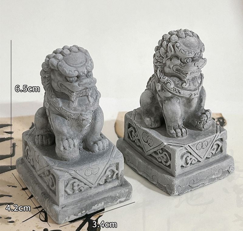 Mini Stone Lion Pair - Gray Pair · Without Flower Ball